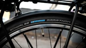 Massenger Berlin - Fahrrad Bereifung Schwalbe Marathon Plus 01